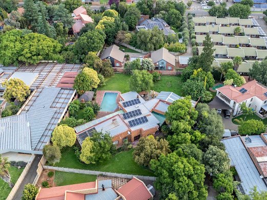 5 Bedroom Property for Sale in Langenhovenpark Free State